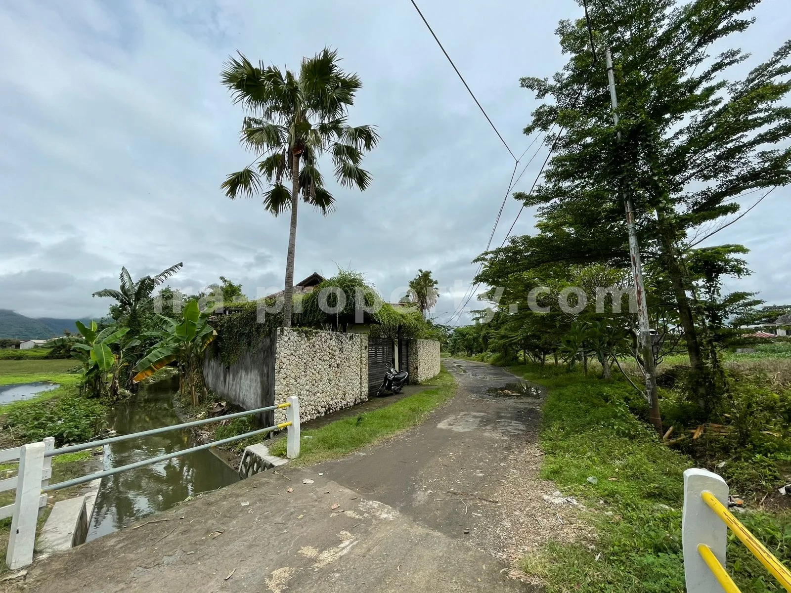 Villa Dijual di Batu Layar, Dekat Hotel Jayakarta, Lombok Barat - 431 - 4