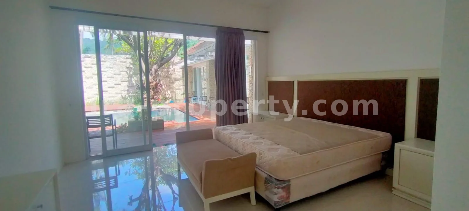 Villa dengan Kolam Renang Pribadi di Pusat Senggigi - 430-2 - 9