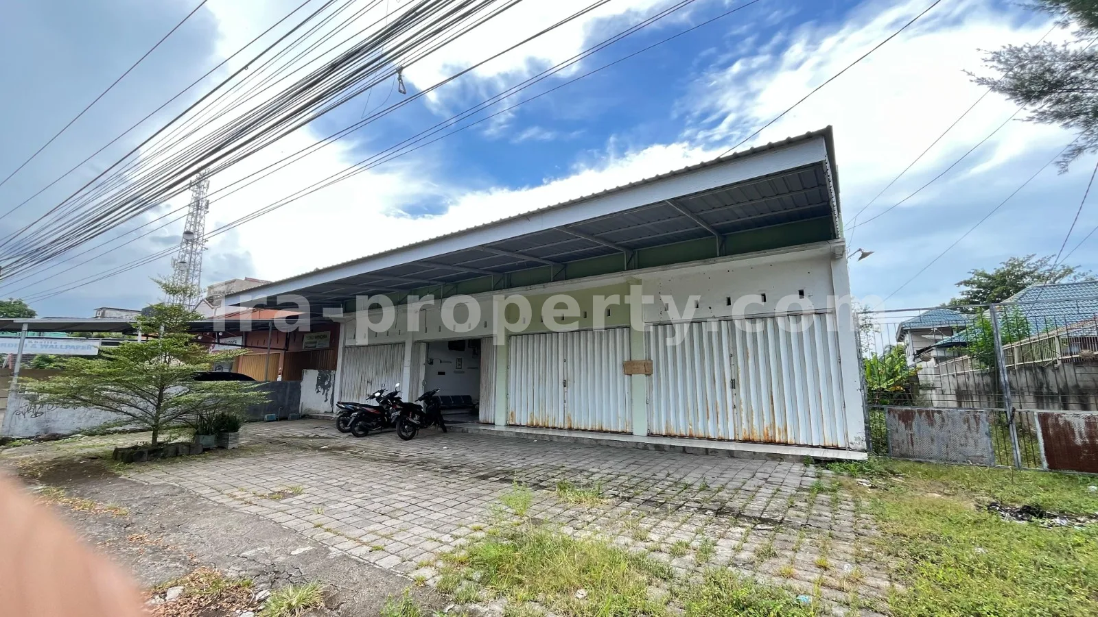 Ruko Komersial & Tanah di Jalan Montong, Lombok Barat - 400-2 - 5