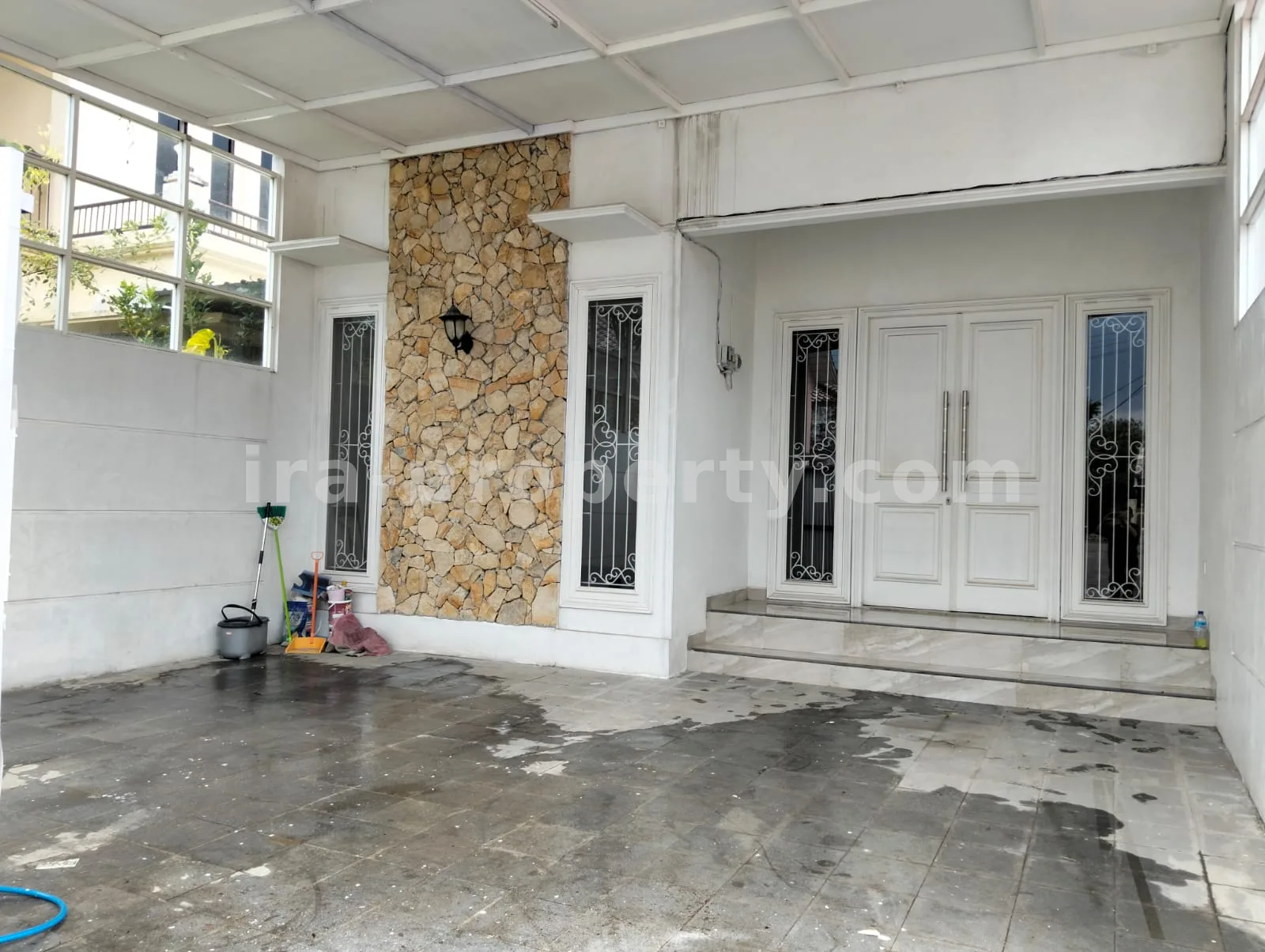 House for Sale in Griya Elen Residential Complex, Mataram - 646 - 1
