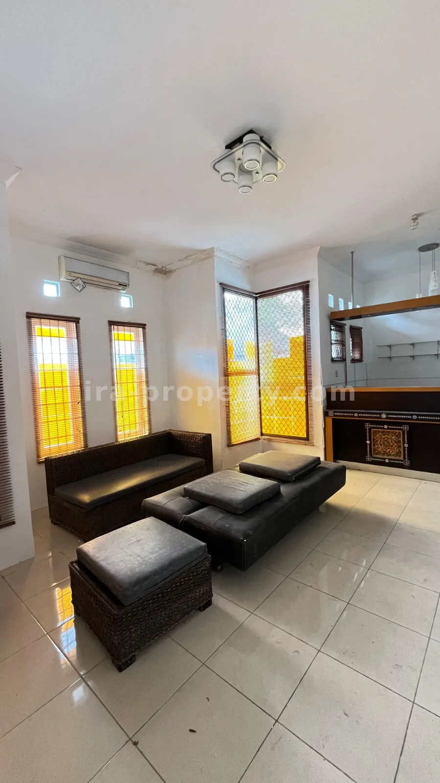 Rumah Dijual di Kompleks Meninting, Batulayar - 668 - 2