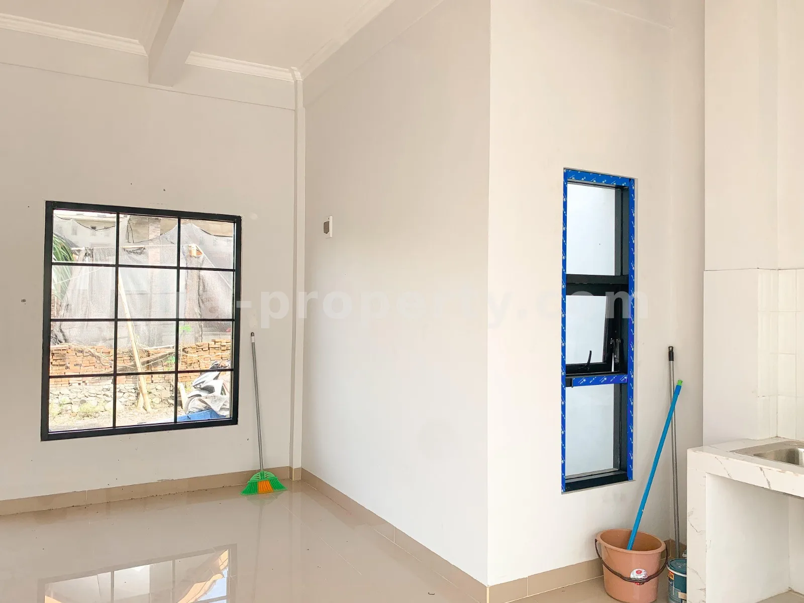 Rumah Baru 2 Lantai Dijual di Tembolak, Mataram - 669 - 2