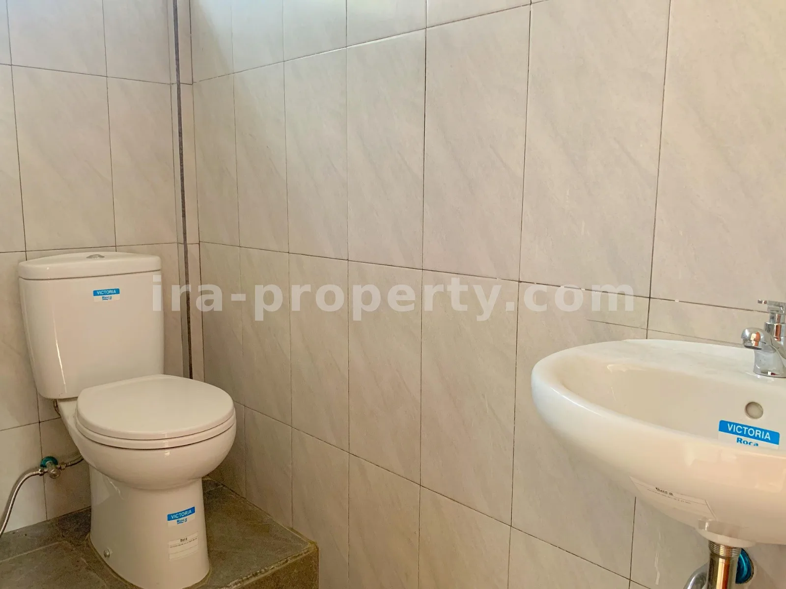 Rumah Baru 2 Lantai Dijual di Tembolak, Mataram - 669 - 3