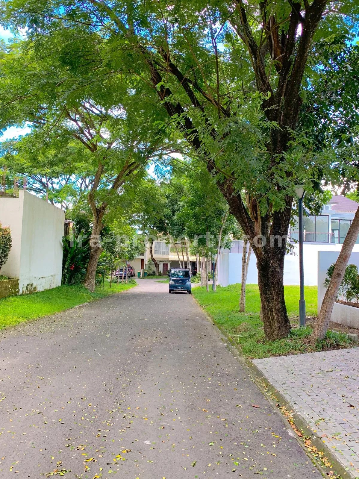 Premium Land Plot for Sale in Mataram - 494 - 3