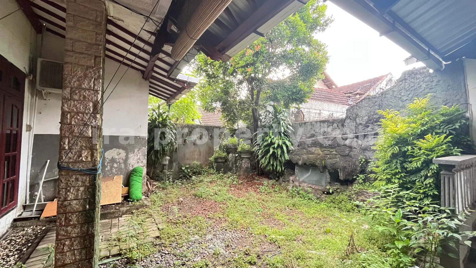Rumah Luas Dijual di Kekalik dekat Universitas Mataram, Mataram - 672 - 11