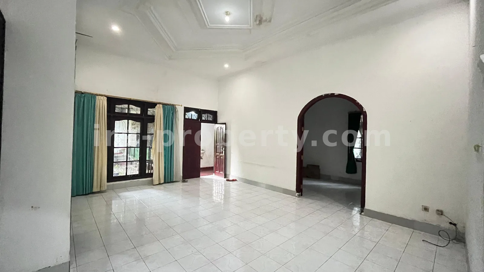Rumah Luas Dijual di Kekalik dekat Universitas Mataram, Mataram - 672 - 8