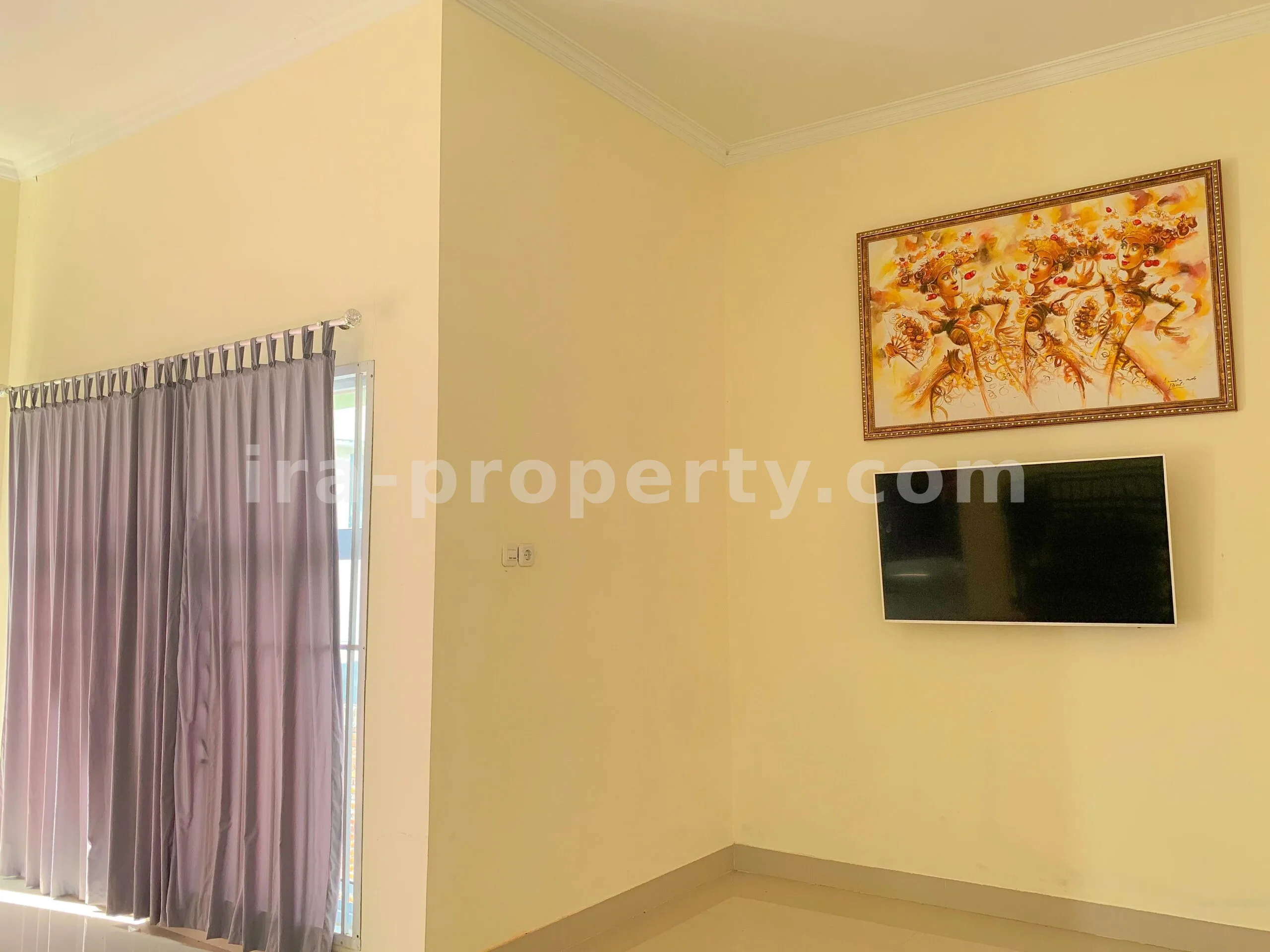 Rumah Gaya Vila dengan Kolam Renang Pribadi untuk Dijual di Udayana, Mataram - 670 - 6