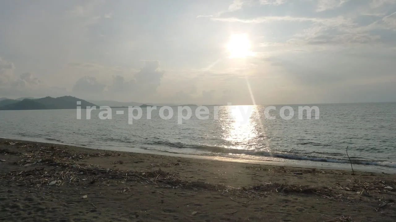 Tanah Pantai Depan Dijual di Cemare Beach, West Lombok - 401 - 4