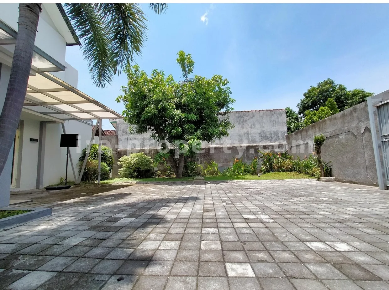 Rumah Modern Dijual di Pepabri, Mataram - 680 - 7