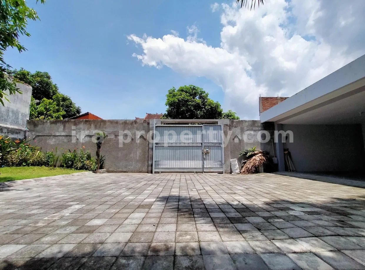 Rumah Modern Dijual di Pepabri, Mataram - 680 - 8