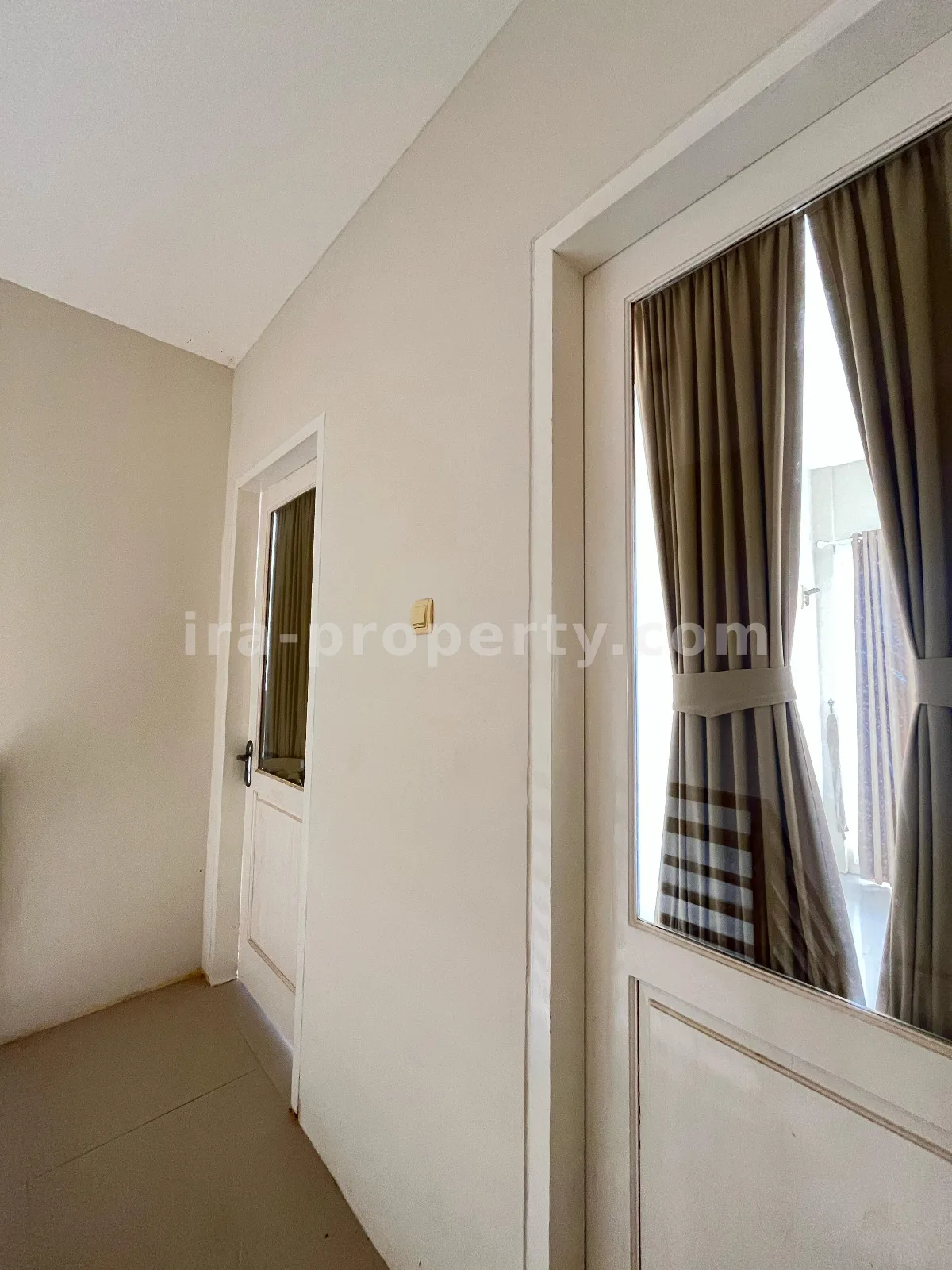 Vila Modern dengan Kolam Renang Pribadi untuk Dijual di Batulayar, West Lombok. - 442 - 8