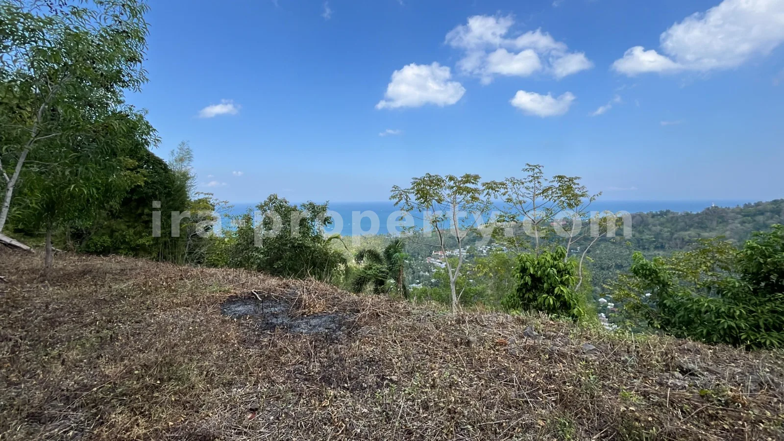 Tanah dengan Pemandangan Laut dan Matahari Terbenam Dekat Senggigi - 365 - 3