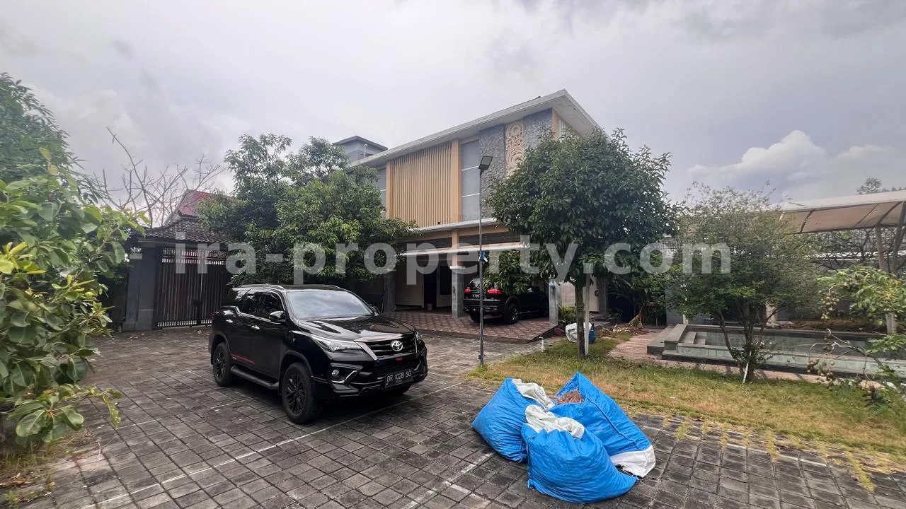 Villa Mewah di Sindu, Cakranegara, Mataram - 681 - 2