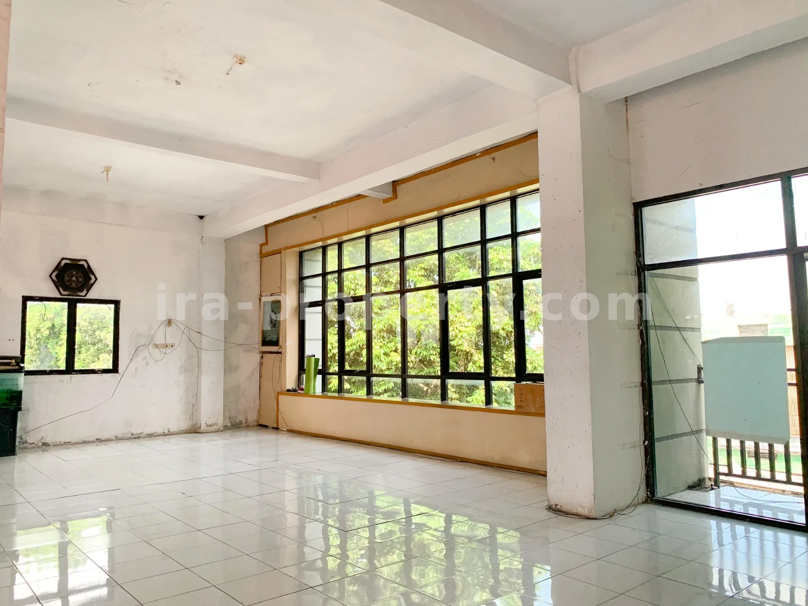 5 Unit Ruko 3 Lantai di Jalan Utama Mataram - 180 - 4
