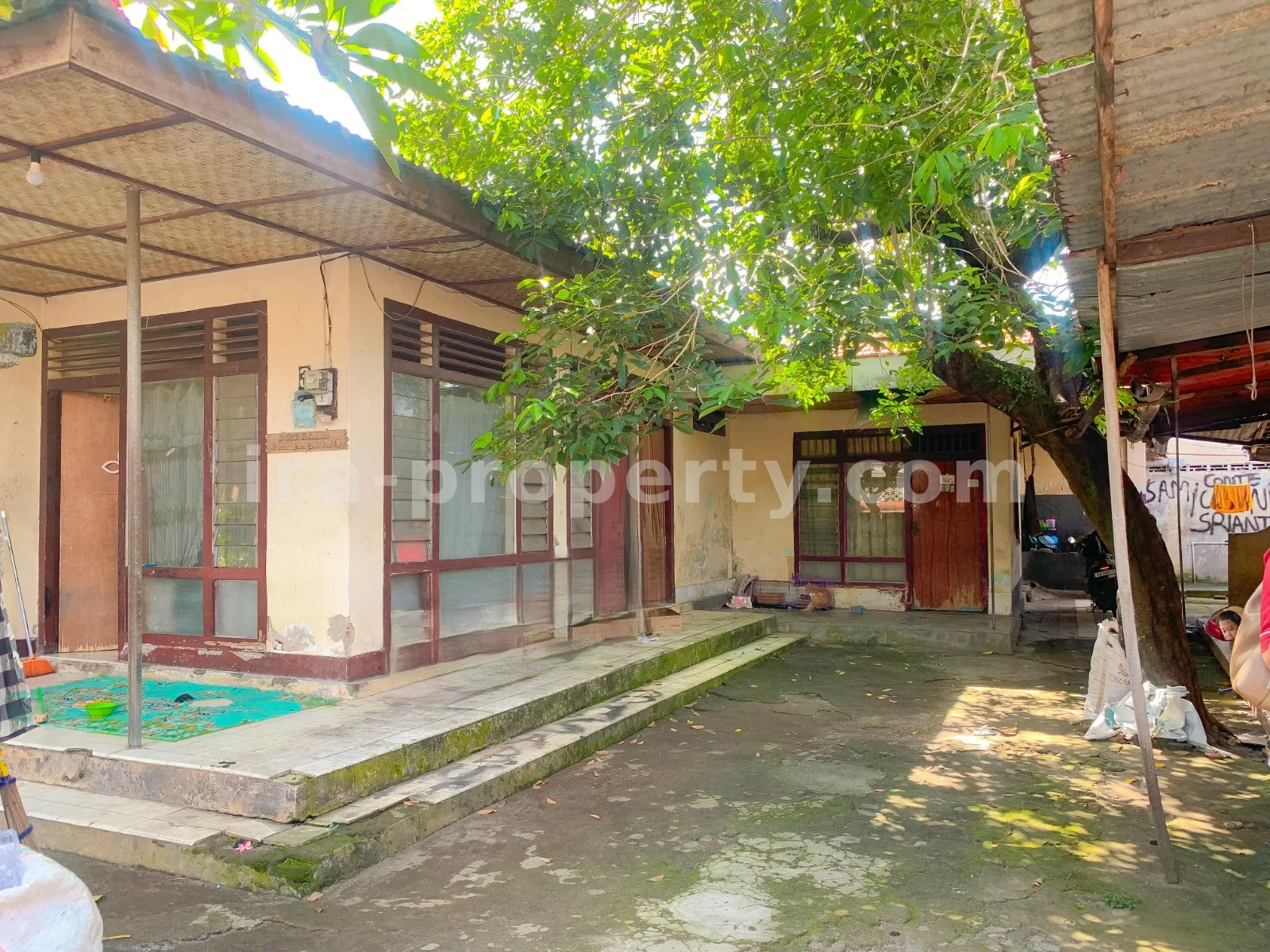 Rumah Dijual di Karang Bedil, Mataram - 696 - 1