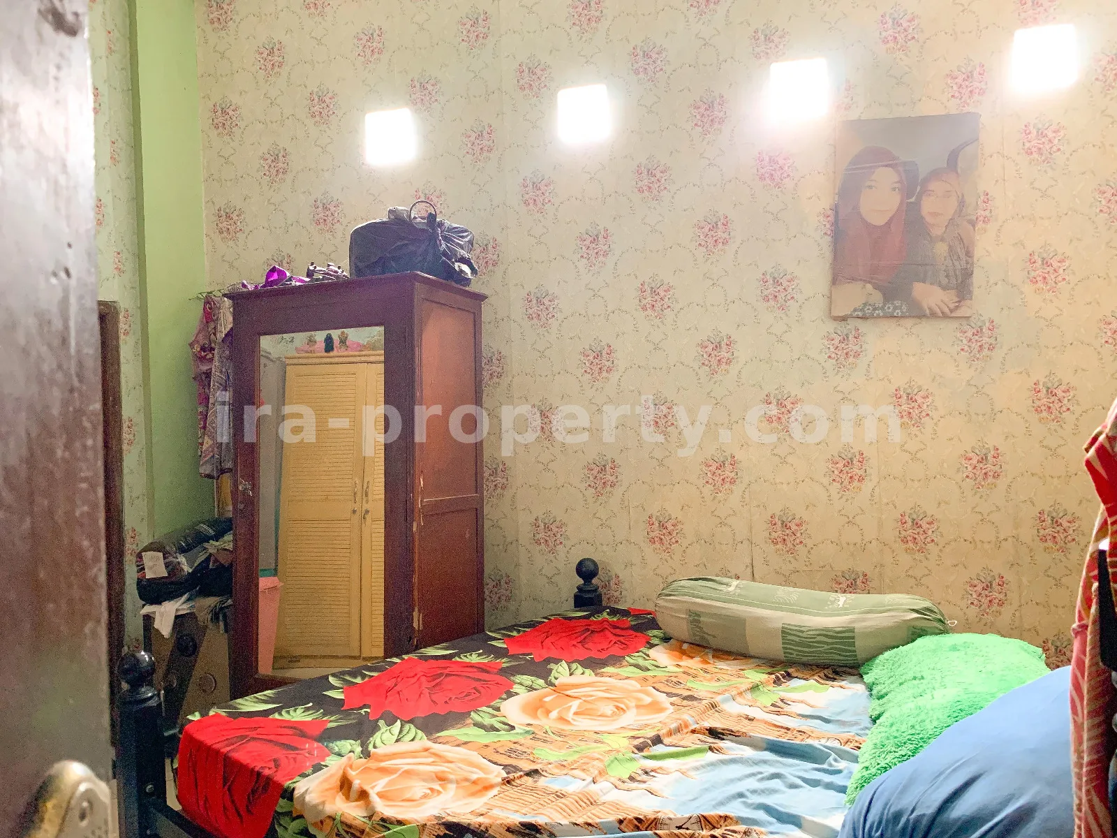 Rumah Pinggir Jalan Dijual di Mataram - 695 - 7