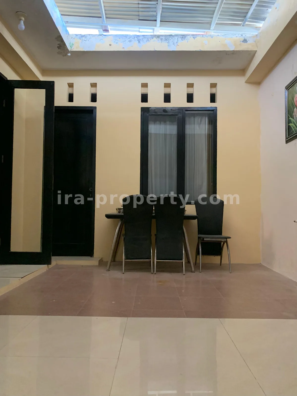 Rumah Modern 2 Lantai Full Furnished di Graha Permata Kota - 698 - 9