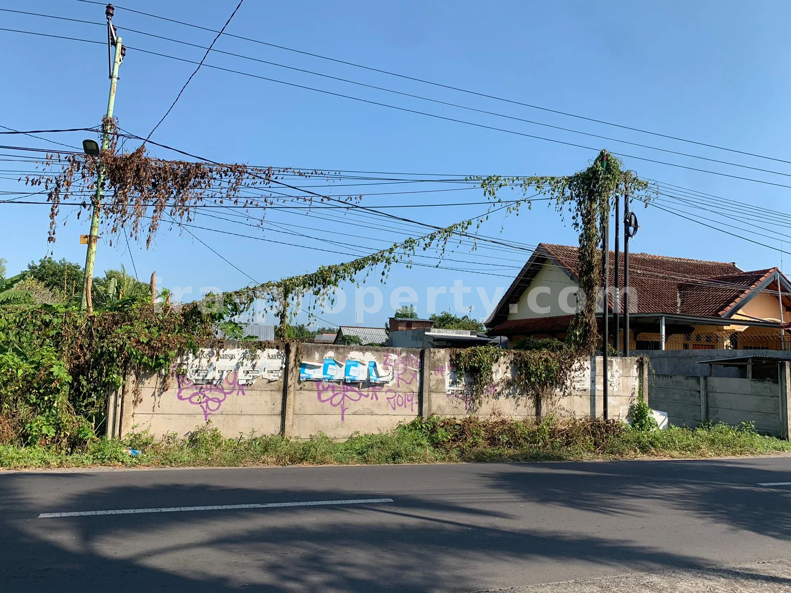 Tanah Strategis di Jalan Wisata, Montong Batu Layar, Lombok Barat