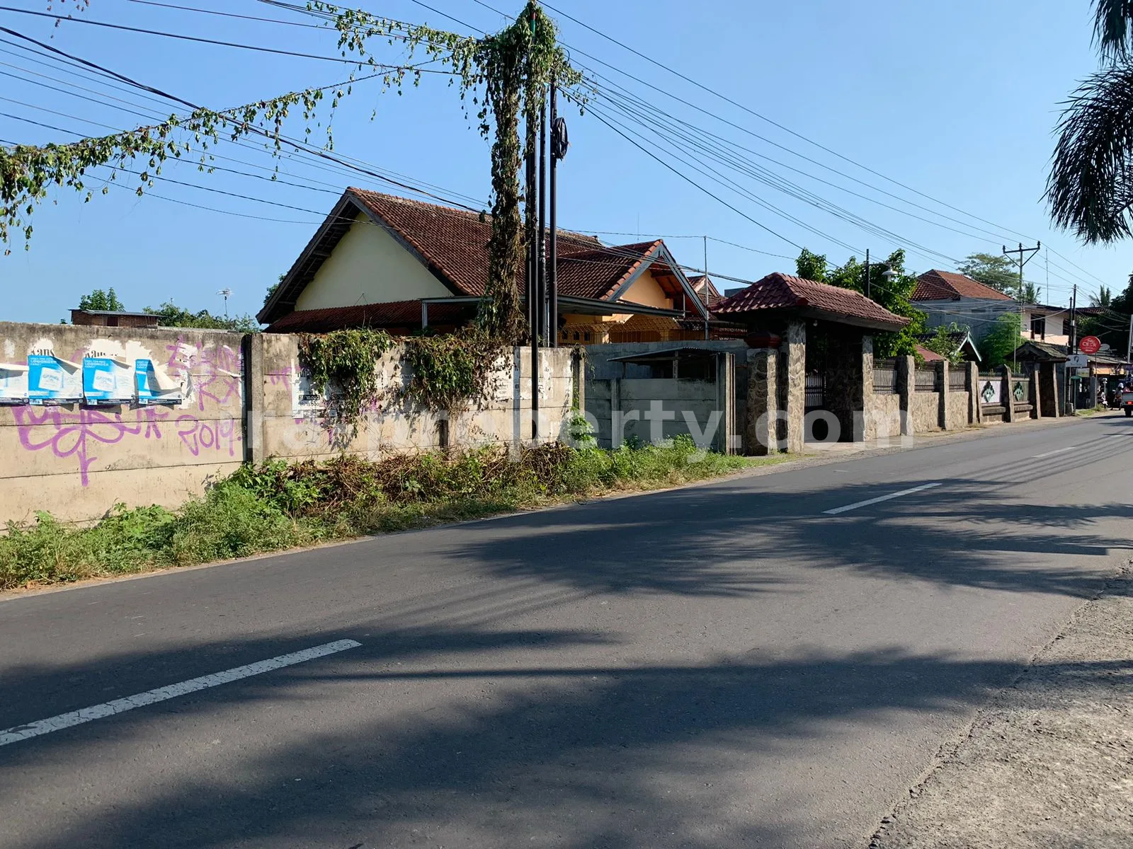 Tanah Strategis di Jalan Wisata, Montong Batu Layar, Lombok Barat - 395 - 2