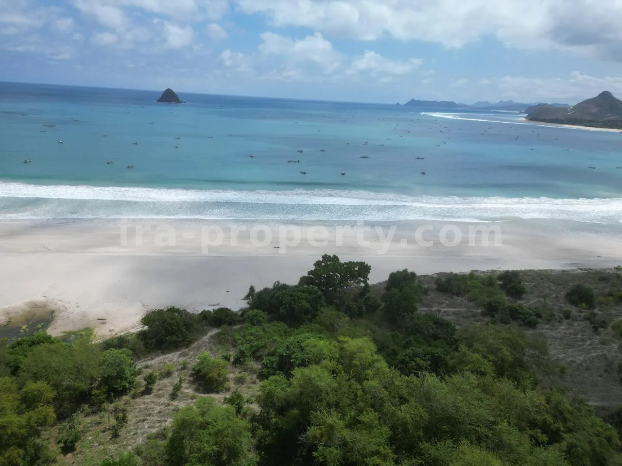 Tanah Pantai Depan untuk Dijual di Selong Belanak – Dekat Kuta Mandalika - 513 - 2