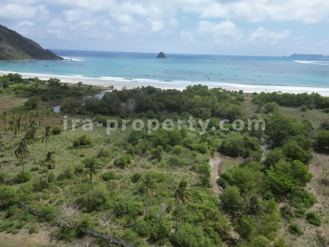 Beachfront Land for Sale in Selong Belanak – Near Kuta Mandalika - 514 - 10