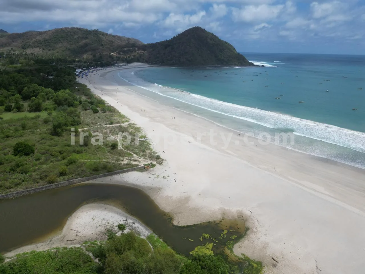 Beachfront Land for Sale in Selong Belanak – Near Kuta Mandalika - 514 - 11