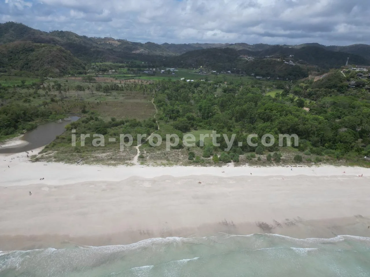 Beachfront Land for Sale in Selong Belanak – Near Kuta Mandalika - 514 - 12