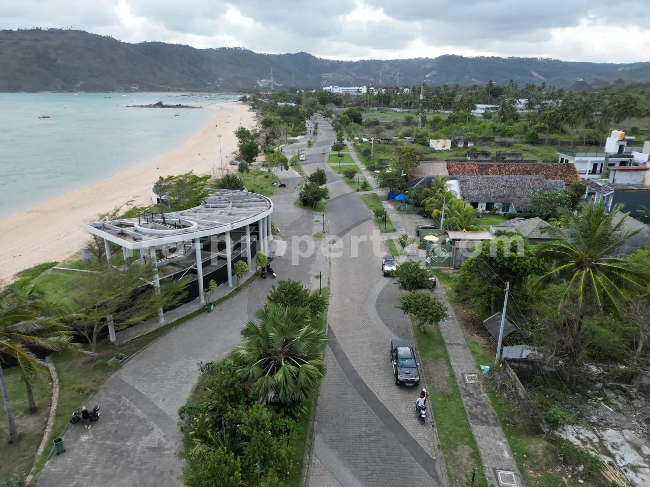 Beachfront Land for Sale in Central Kuta Mandalika - 517-2 - 12
