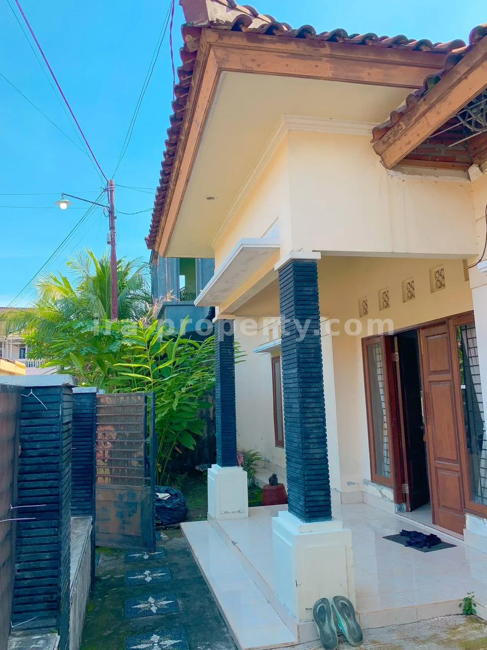 Rumah Dijual di Taman Baru Dekat Epicentrum Mall, Mataram - 729 - 9