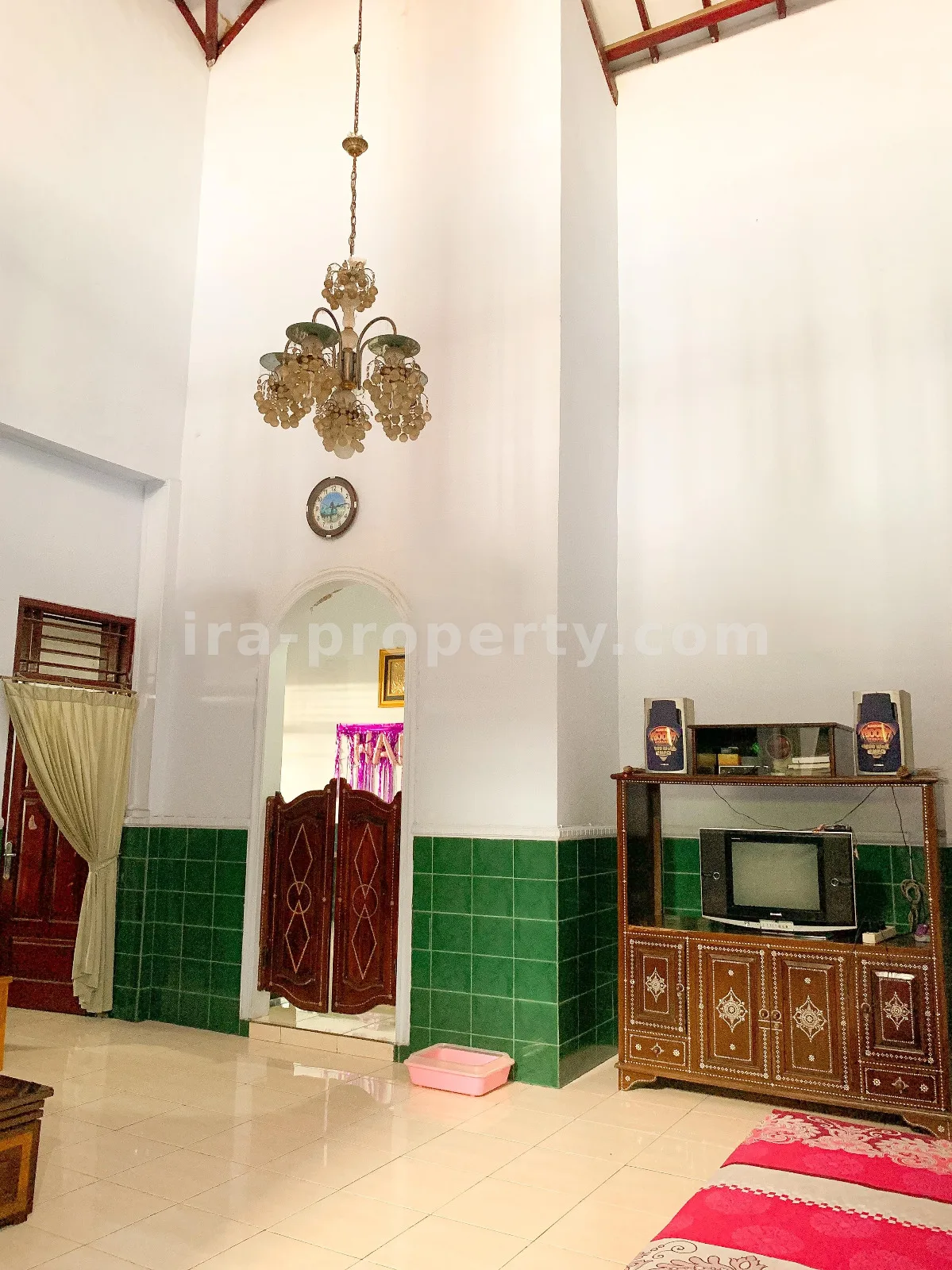 Rumah 2 Lantai untuk Dijual di Jalan Utama Kota – Mataram, Lombok - 728 - 2