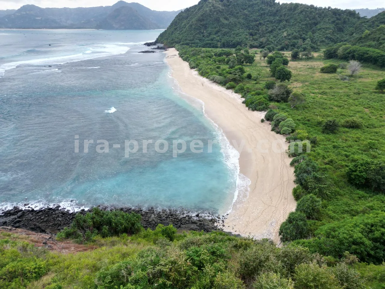 Beachfront Land for Sale in Selong Belanak - 534 - 4