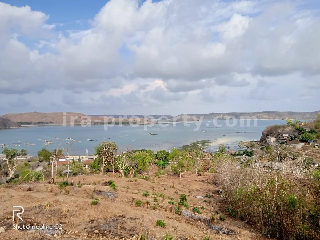 Tanah Perbukitan View Laut di Gerupuk Dekat Mandalika - 536 - 10