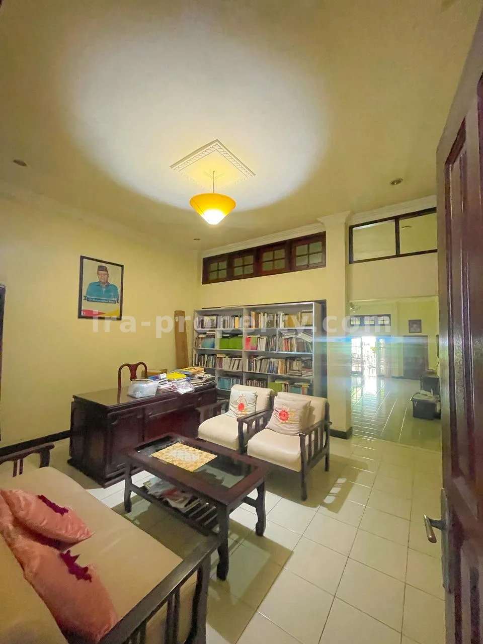 Kompleks Rumah dan Ruko Dijual di Jalan Panjitilar, Mataram - 731 - 12
