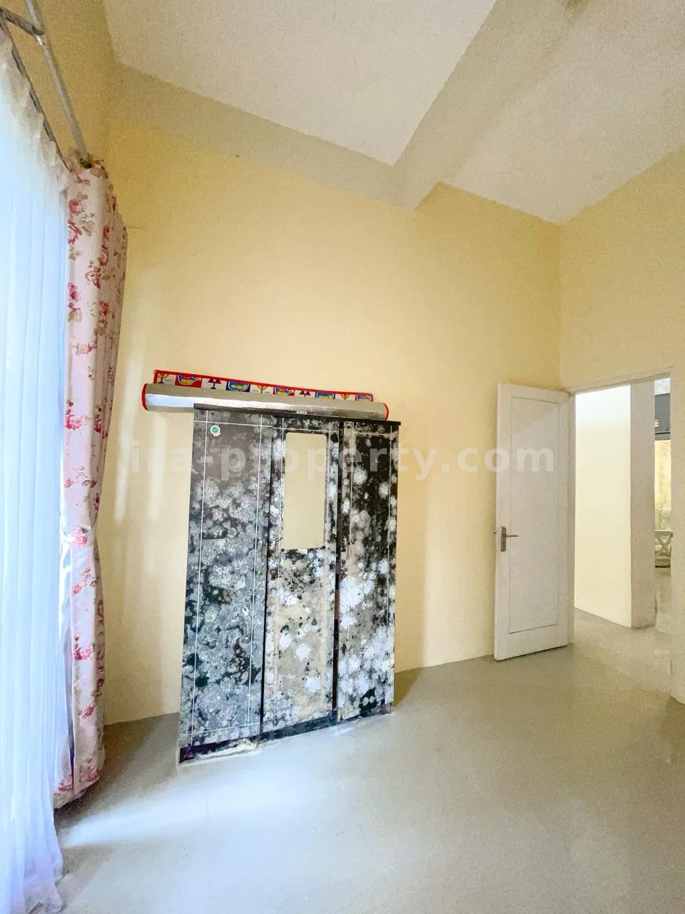Rumah Dijual di Kompleks Royal Residential, Lingkar, Mataram - 734 - 3