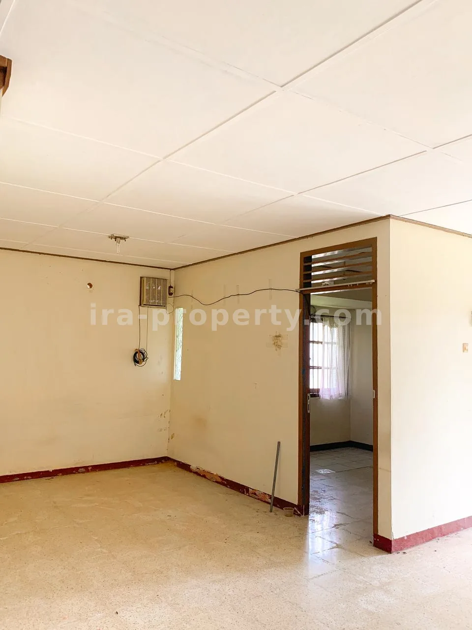 Rumah Dua Lantai Dijual di Pagutan, Dekat RS Biomedika - 730 - 4