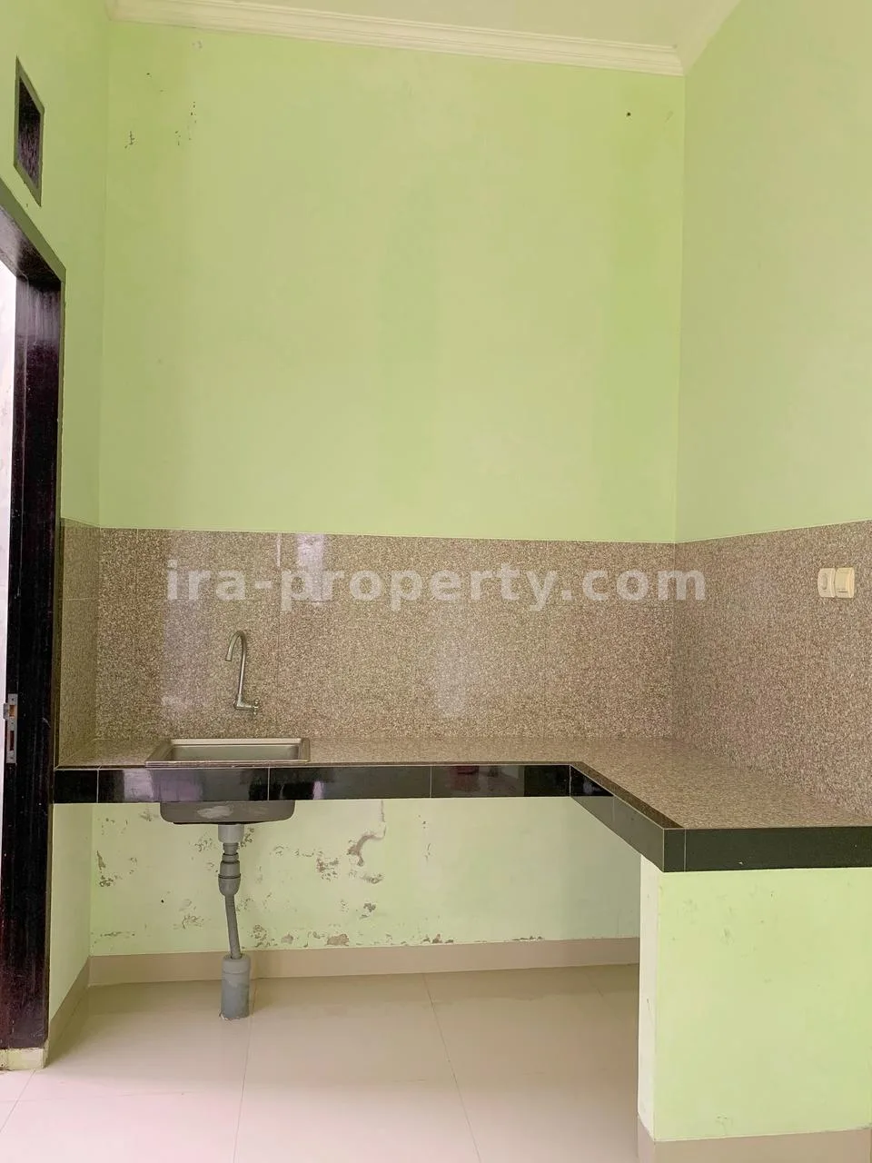 Rumah Terjangkau Dijual di Senteluk Batu Layar, Lombok Barat - 738 - 2