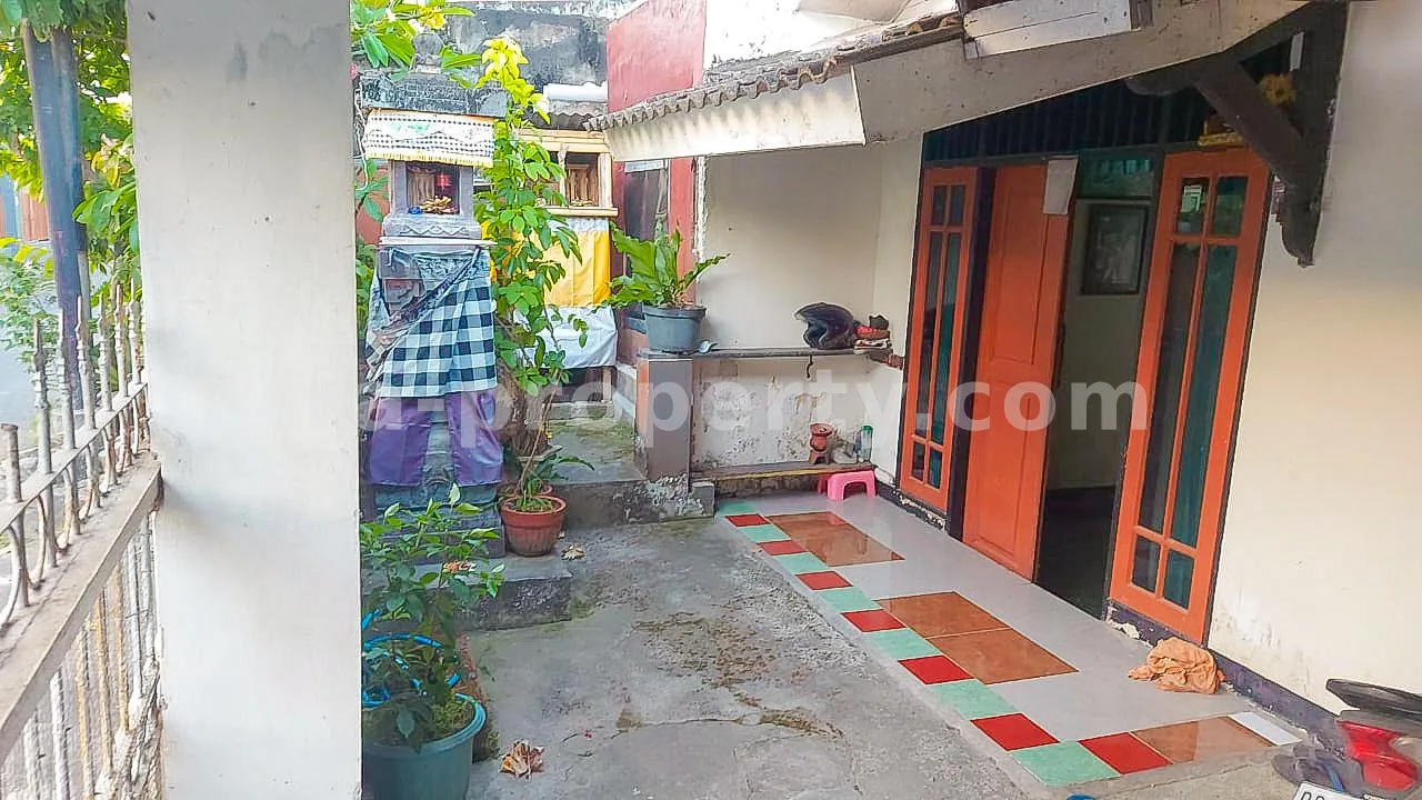 Rumah Dijual di Kompleks Perumahan Pagutan Permai, Mataram - 741 - 6
