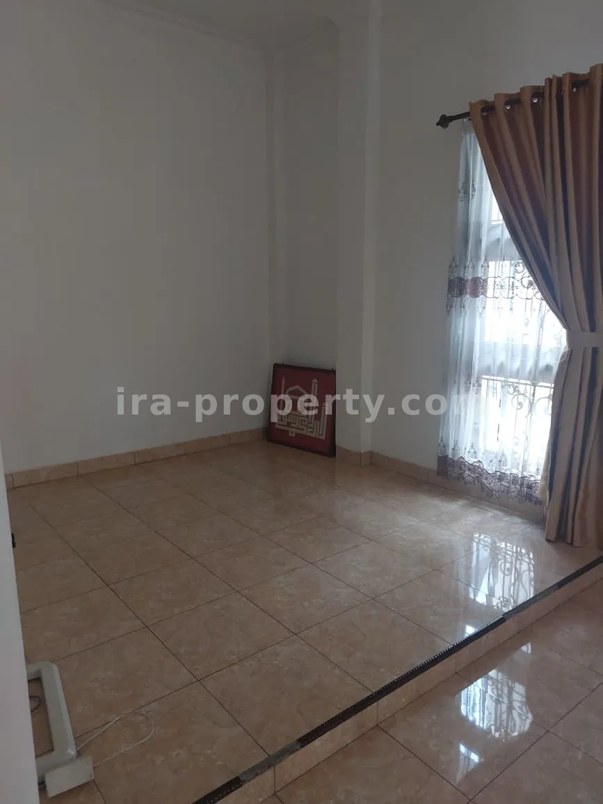 Rumah Mewah Dijual di Kompleks Panji Tilar, Mataram - 475 - 8