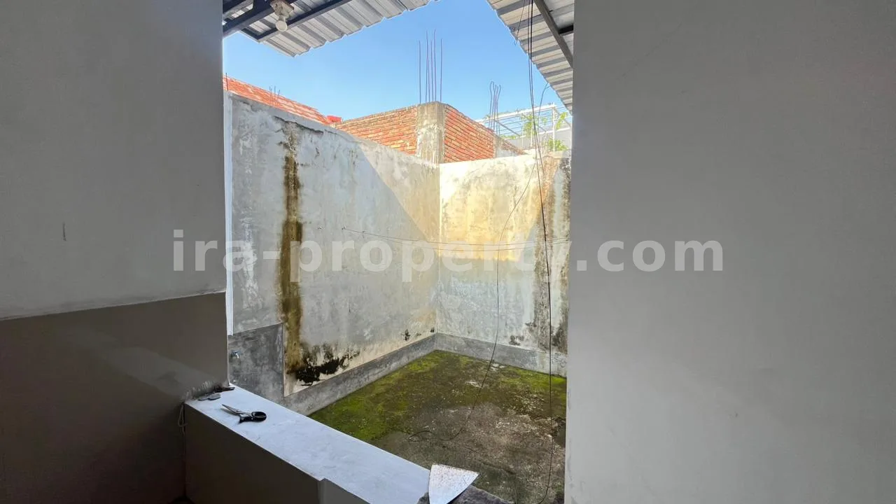 Rumah Dijual di Kompleks Perumahan Royal Mataram - 1002 - 5