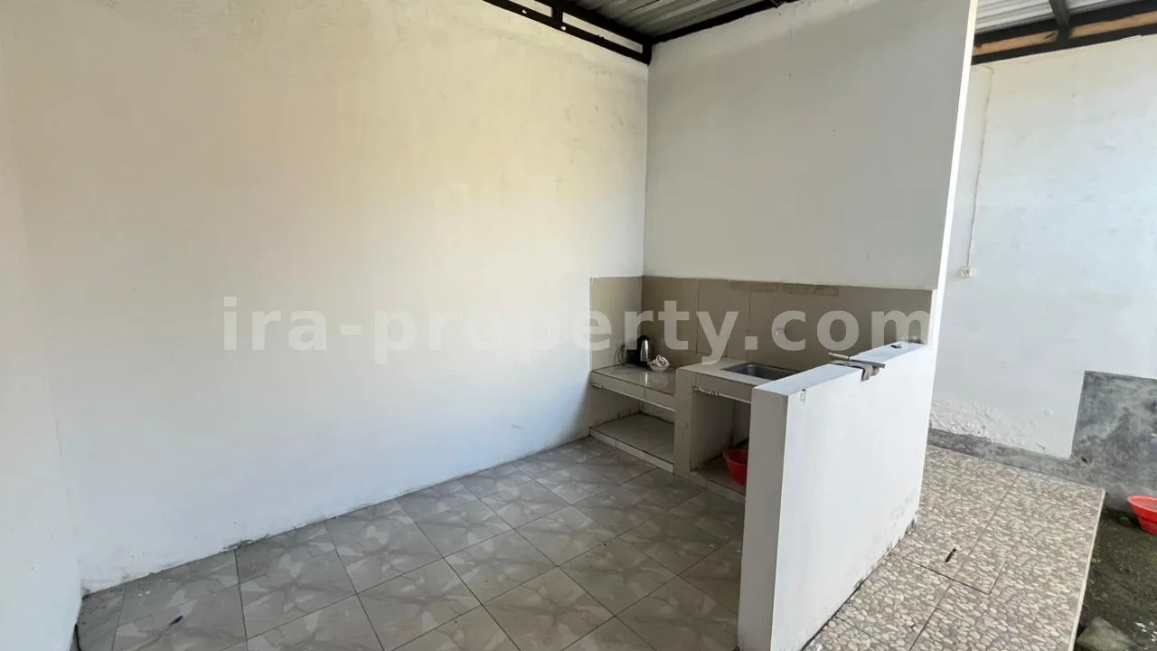 Rumah Dijual di Kompleks Perumahan Royal Mataram - 1002 - 9
