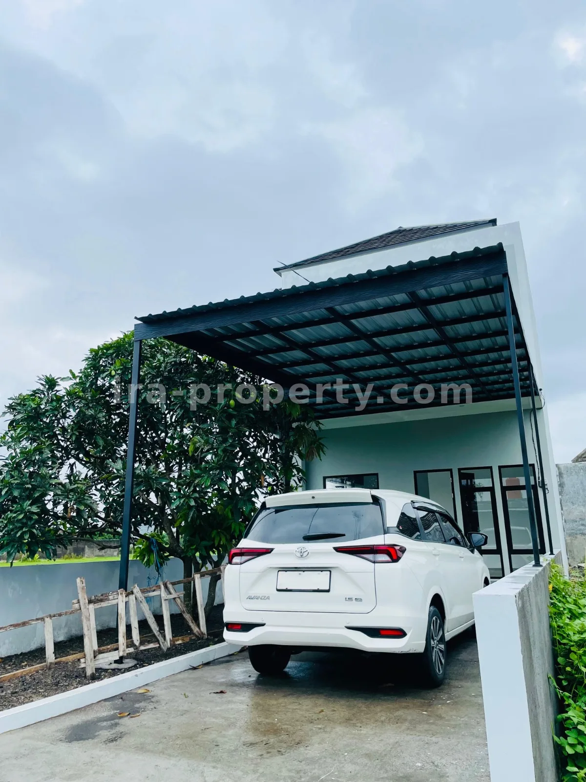 Rumah Minimalis Modern di Mataram - 1006 - 7