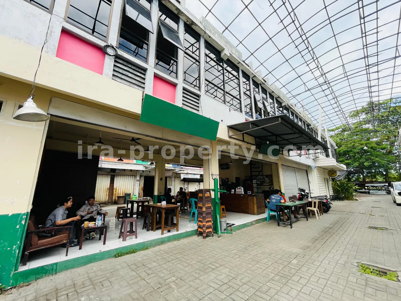 Ruko 2 Lantai Dijual di Lawata Gomong Square, Mataram - 185 - 1