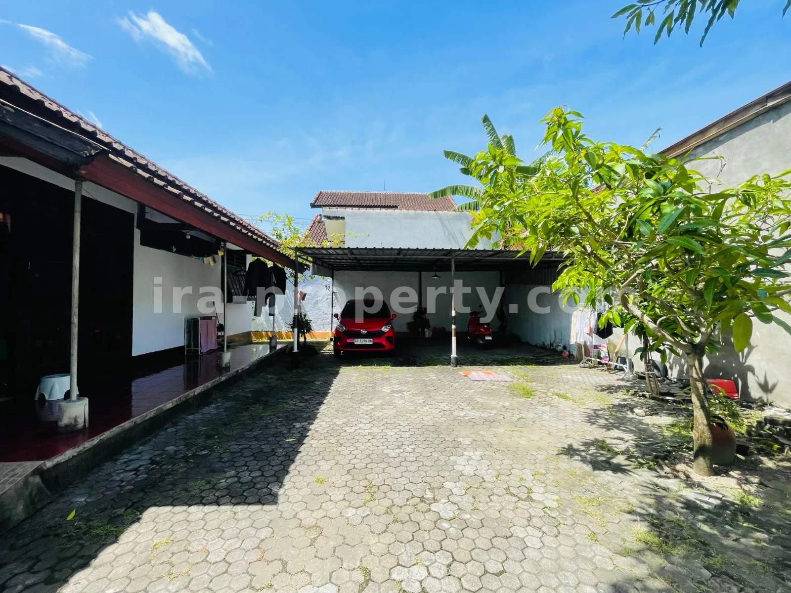 House with Spacious Yard in Pepabri Complex Pagesangan, Mataram - 1009 - 6