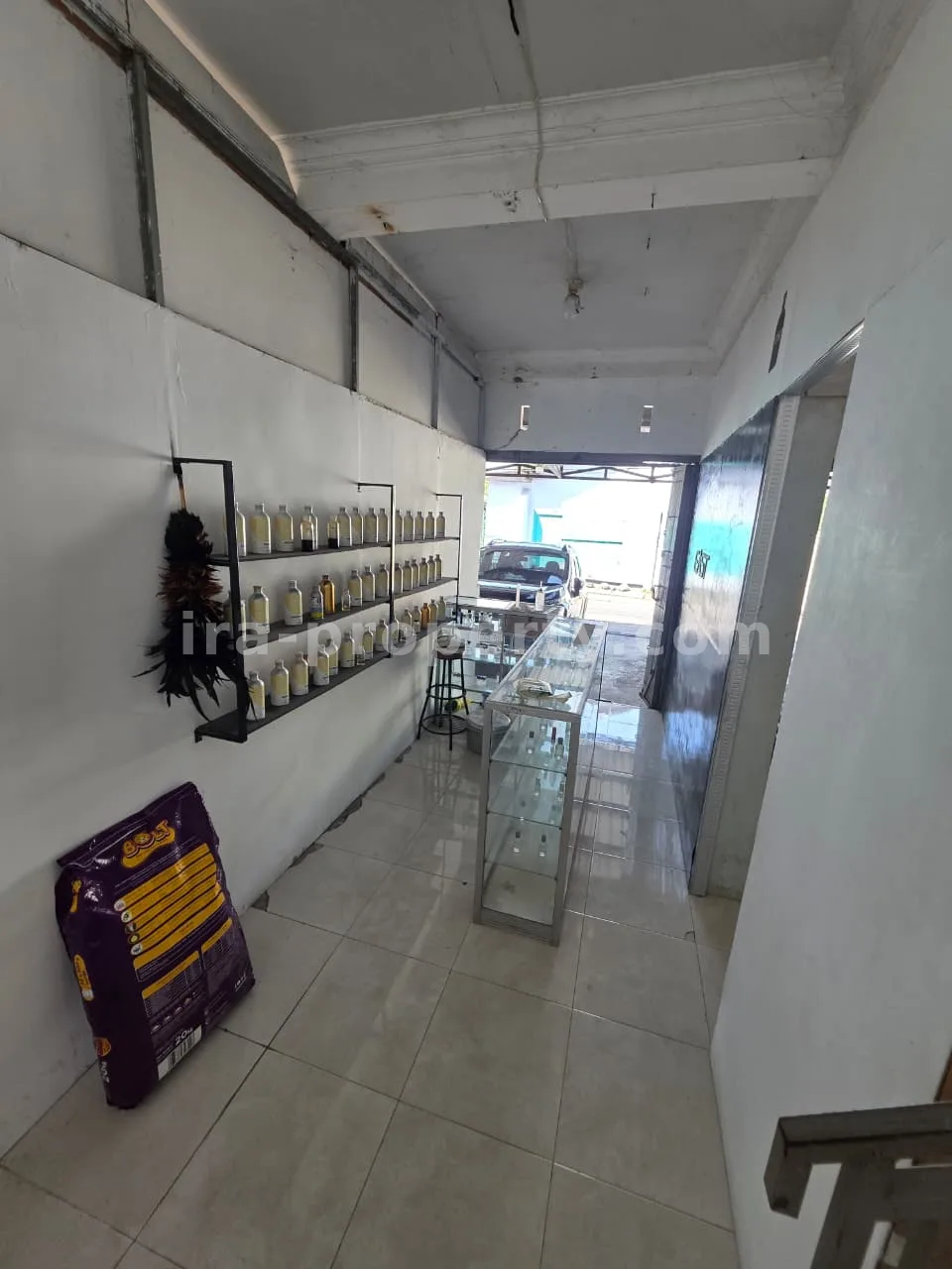 Ruko dan Rumah Dijual di Jalan Utama Ampenan, Mataram - 1010 - 15