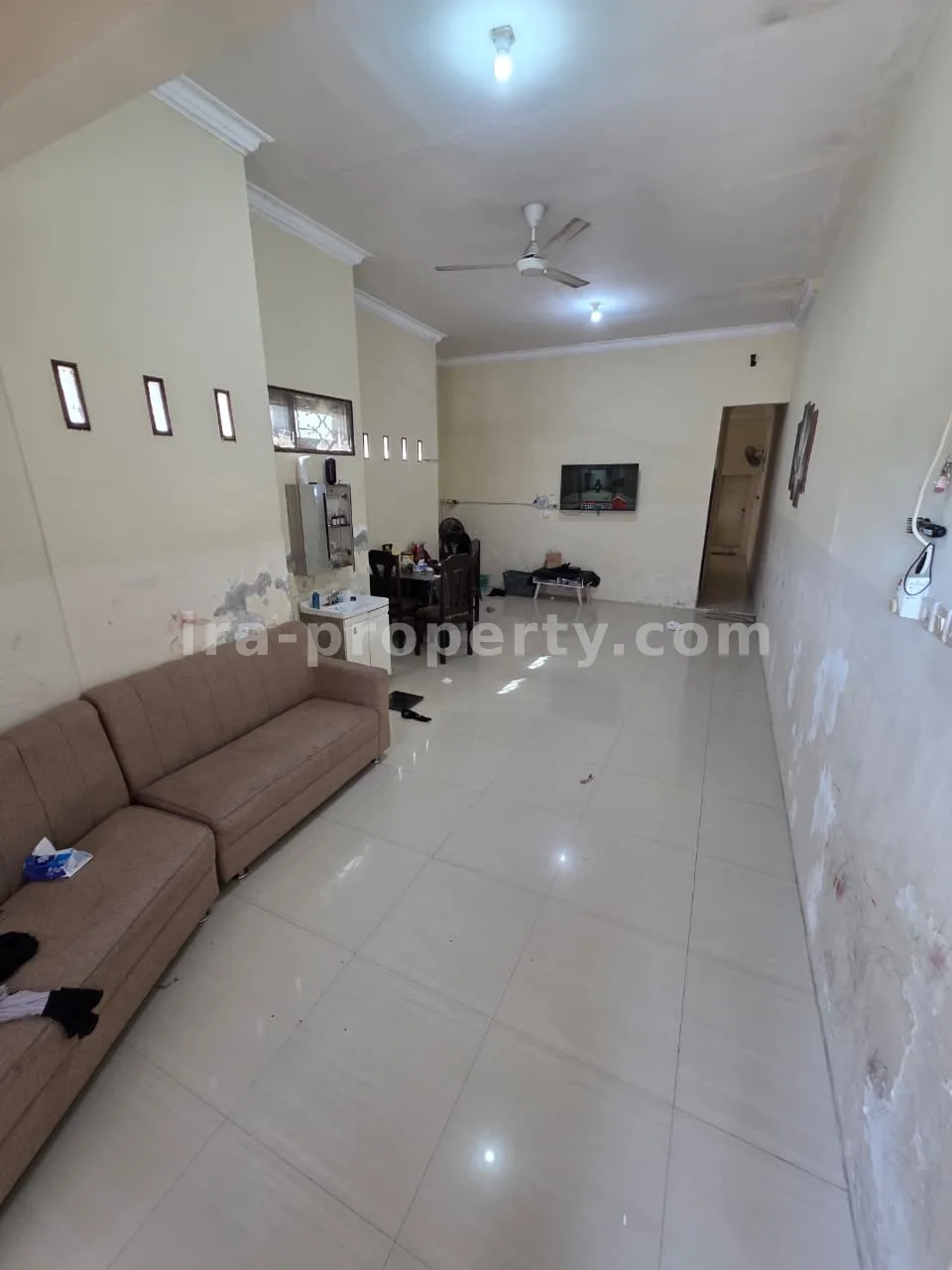 Ruko dan Rumah Dijual di Jalan Utama Ampenan, Mataram - 1010 - 3