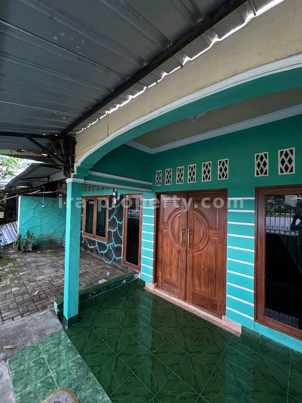 Rumah Strategis Harga Terjangkau di Udayana, Mataram - 1017 - 1