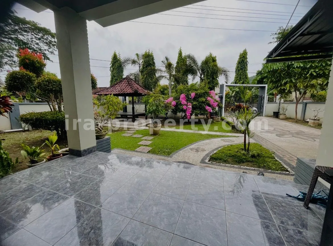 Rumah Mewah dengan Kolam Renang Pribadi Dekat RSUD Gerung – West Lombok - 1014 - 4