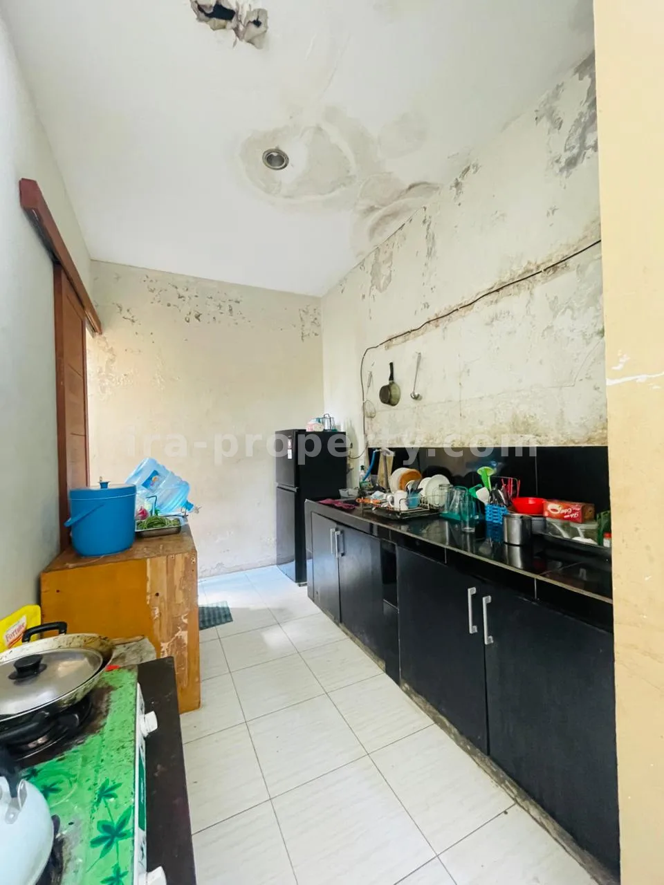 Bangunan 2 Lantai Premium di Jalan Utama Ampenan-Mataram - 1018 - 12
