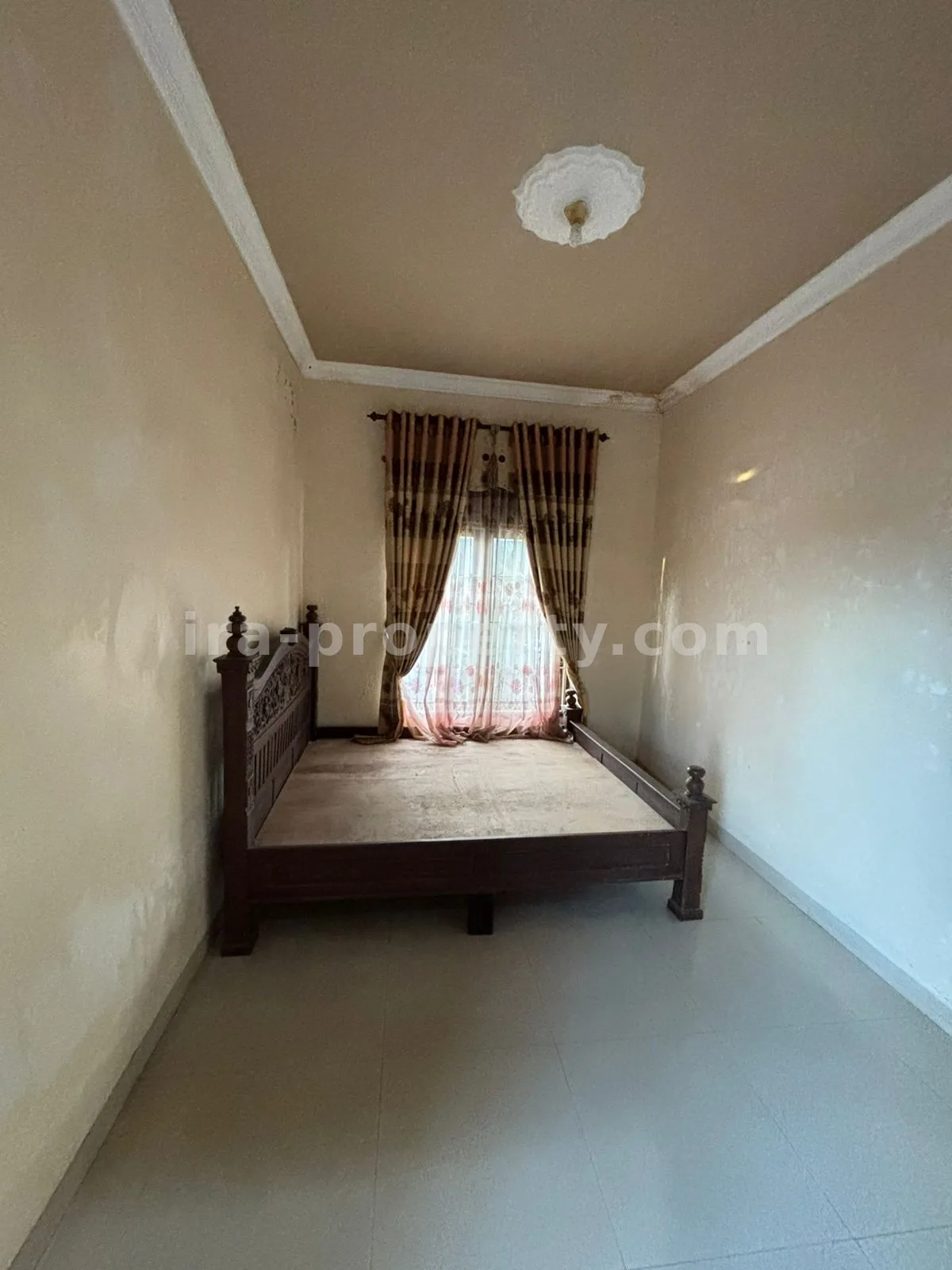 Grand 2-Story Luxury Residence – Prime Praya City Center, Central Lombok - 93 - 3