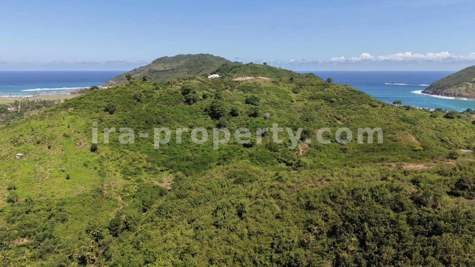 Massive 8-Hectare Panoramic Hillside – Dual Views of Are Guling & Mawun, Near Kuta Mandalika